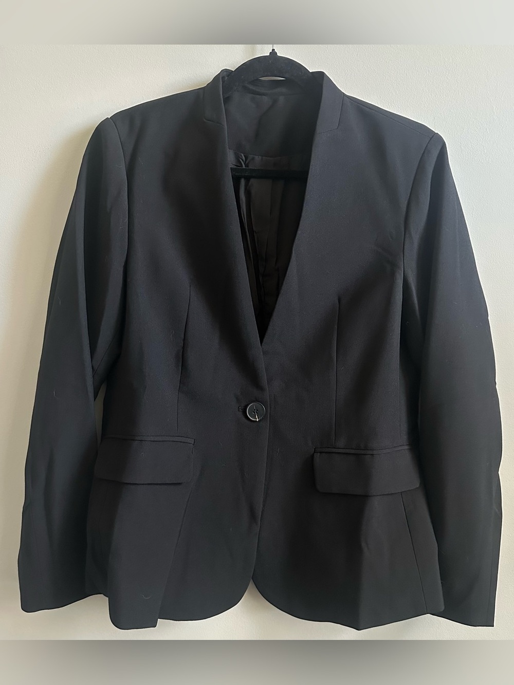 Women's Black Single-Button Tailored Blazer